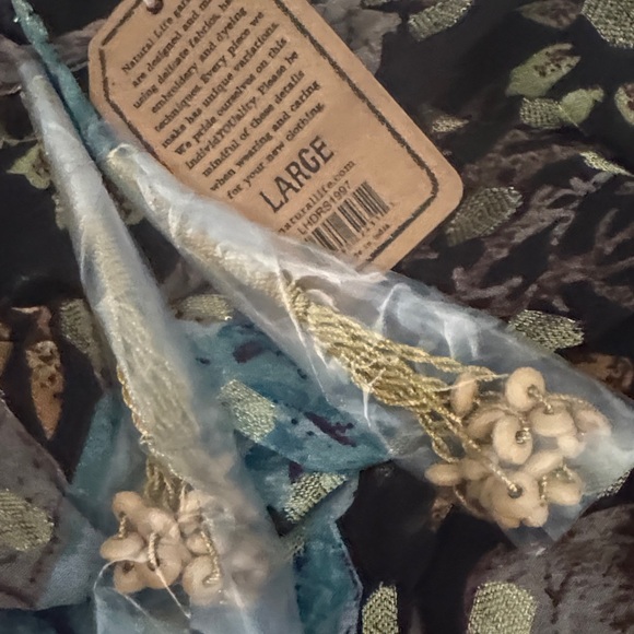 NATURAL LIFE Black and Blue Floral Dress - Picture 6 of 6